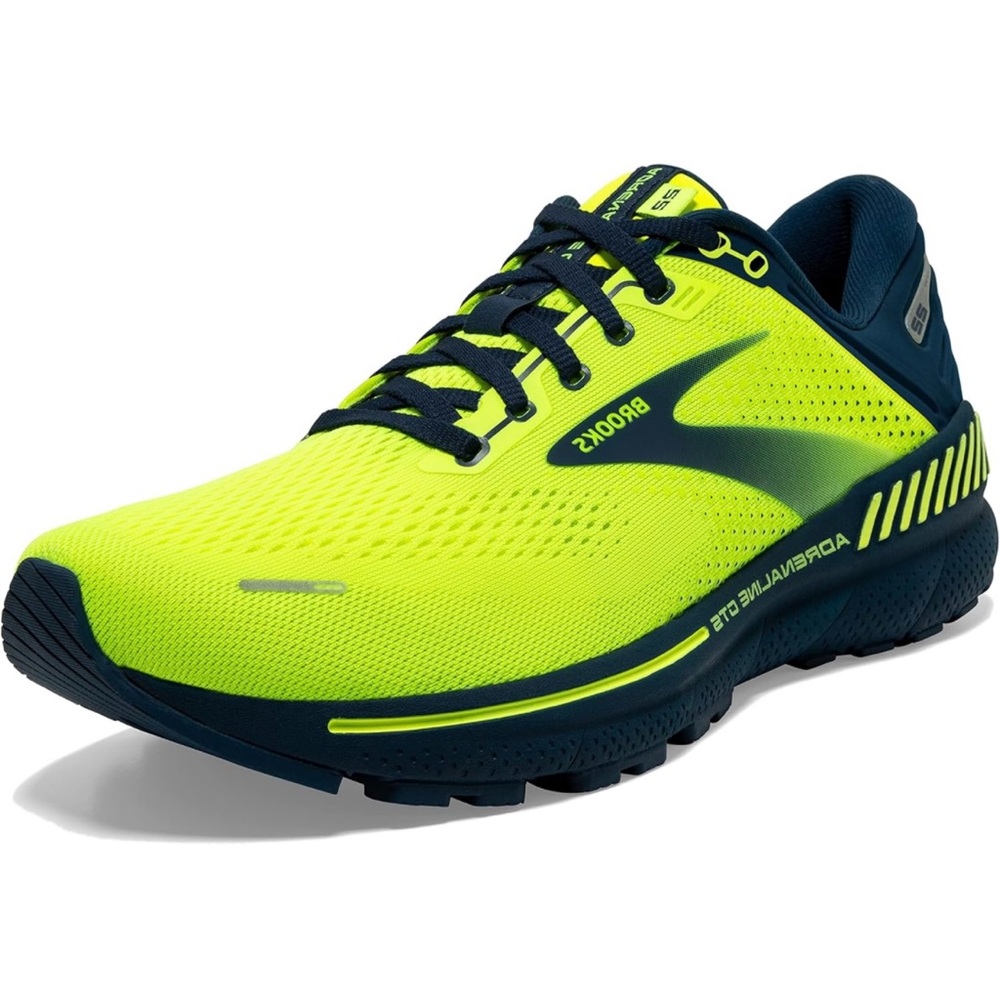 Brooks Adrenaline GTS 22 
Nightlife Green
